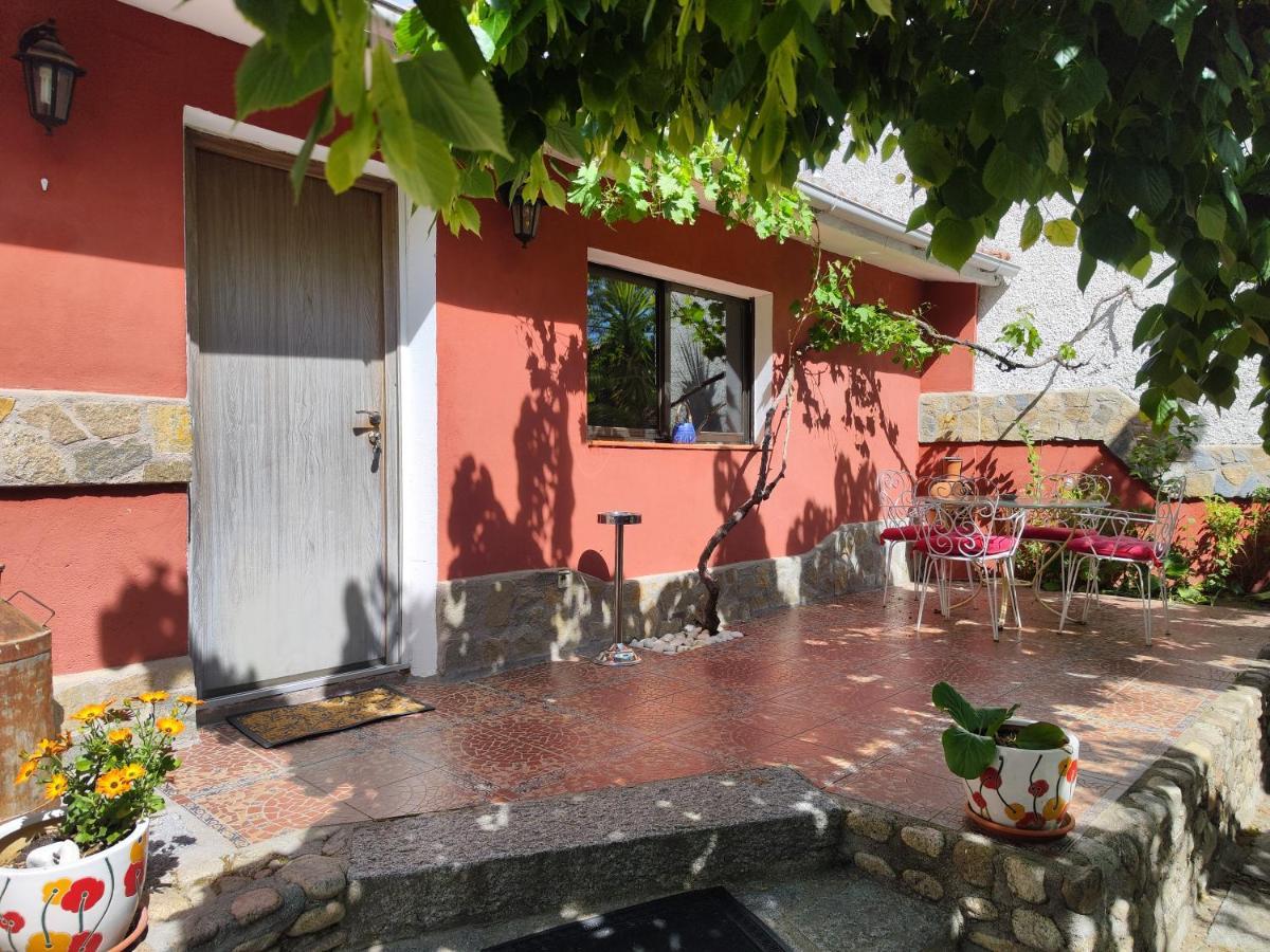 Casita De Invitados Cerca De Madrid * Moralzarzal