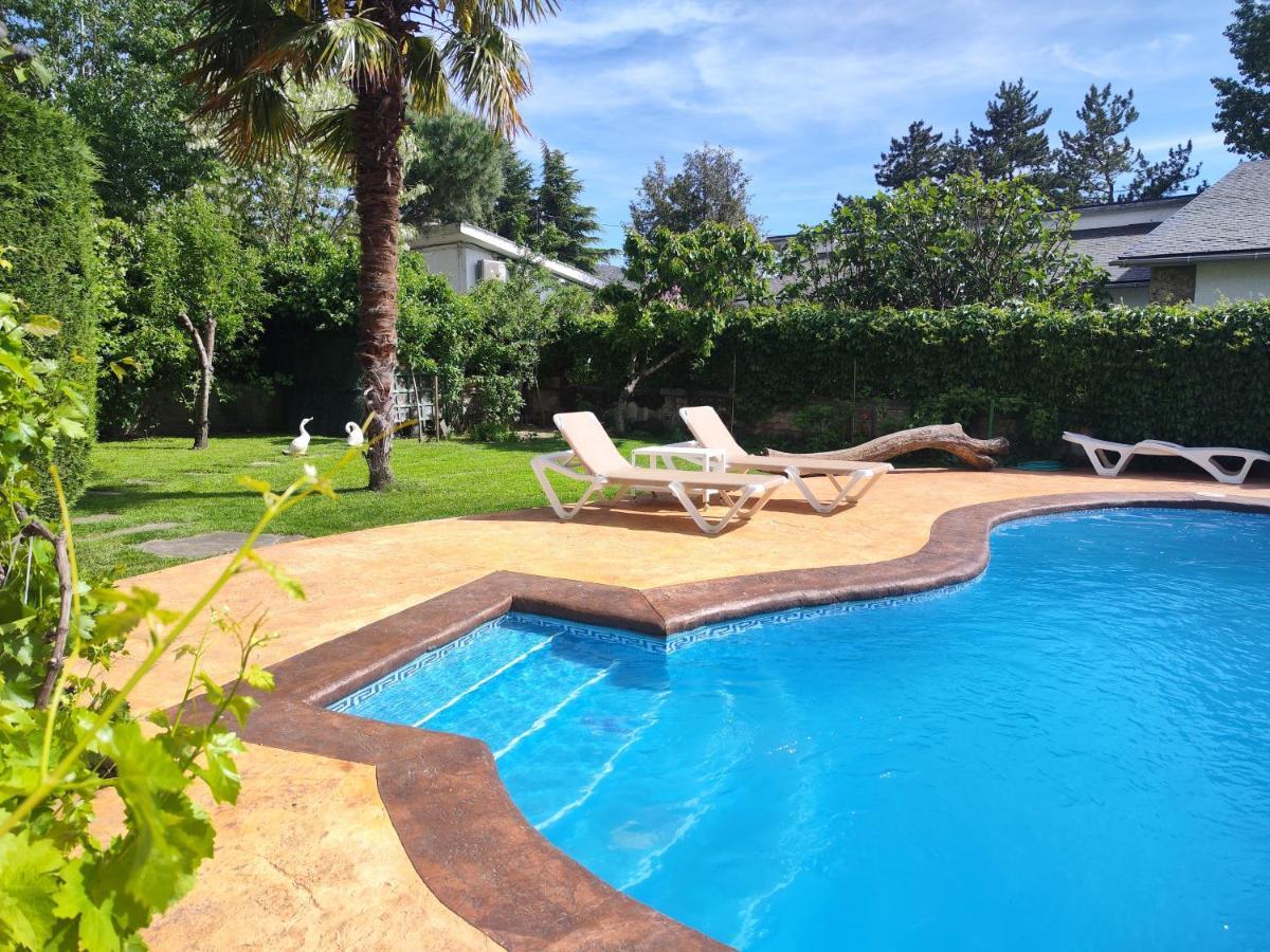 Casita De Invitados Cerca De Madrid * Moralzarzal